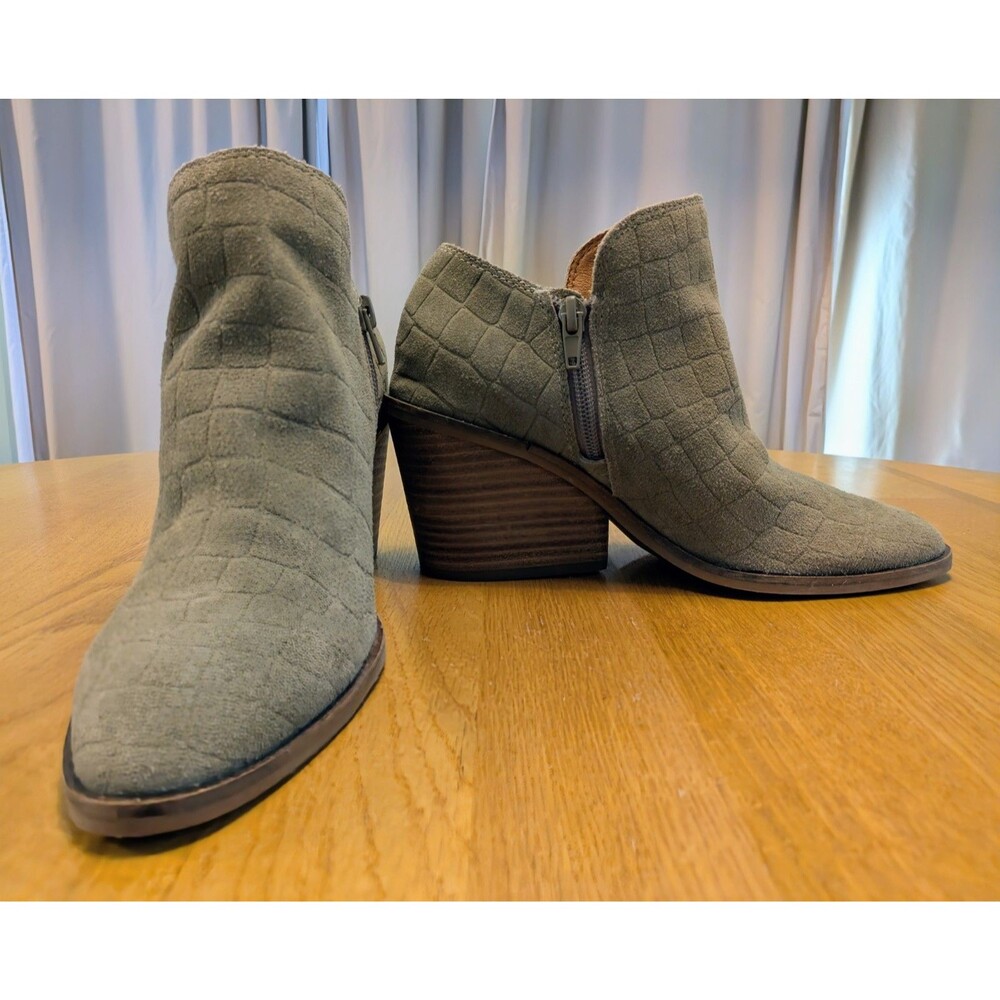 Lucky Brand Saucie Pointed Toe Ankle Bootie Suede Fossilized Jupiter Zip Sz 6.5